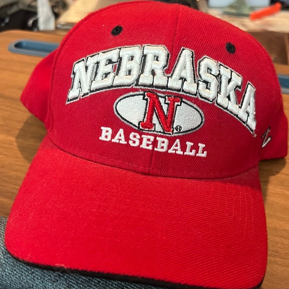 New! Zephyr Nebraska Baseball Embroidered Hat Cup SnapBack Huskers Red NWT! - Picture 1 of 11